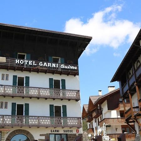 Hotel Garni Suisse Сан-Мартіно-ді-Кастроцца Екстер'єр фото